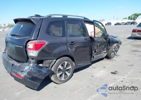 2018 Subaru Forester 2.5I Premium z USA, uszkodzony, nr VIN JF2SJAGCXJH559376